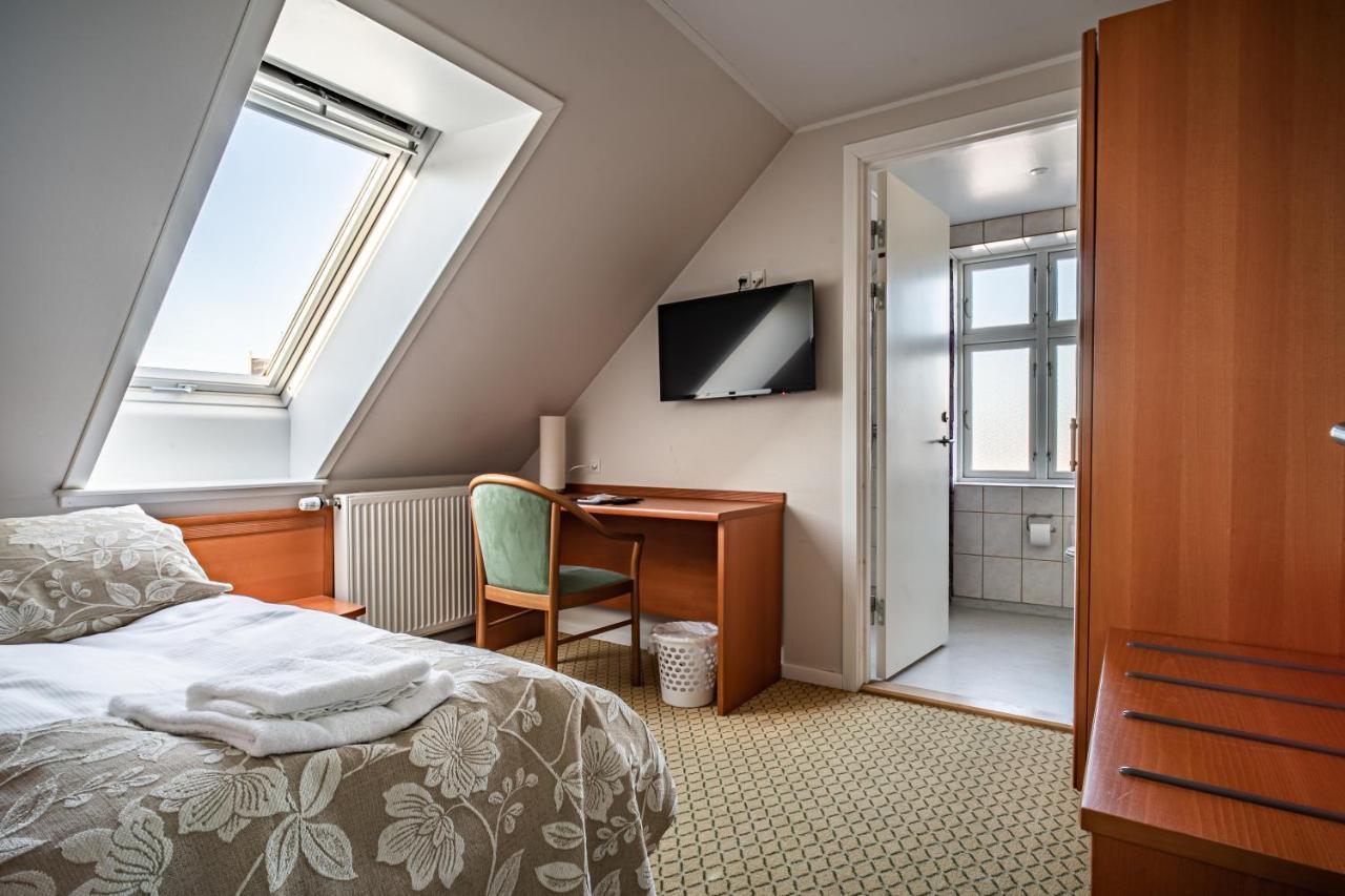 Hotel Allinge Extérieur photo