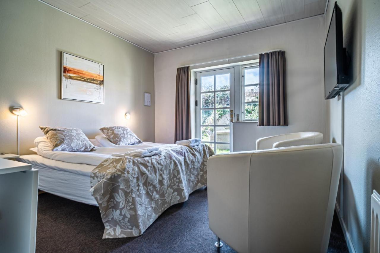 Hotel Allinge Extérieur photo