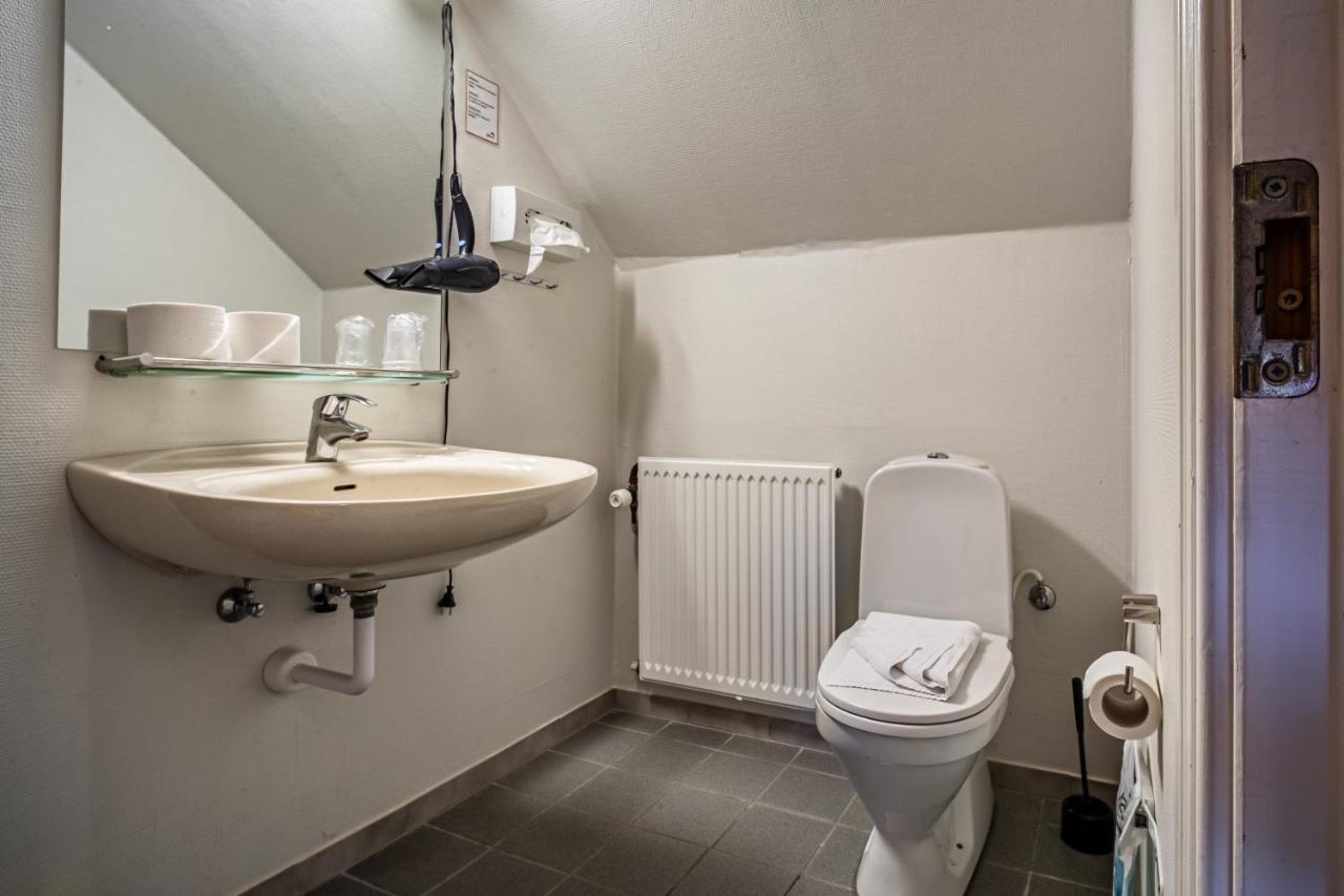 Hotel Allinge Extérieur photo