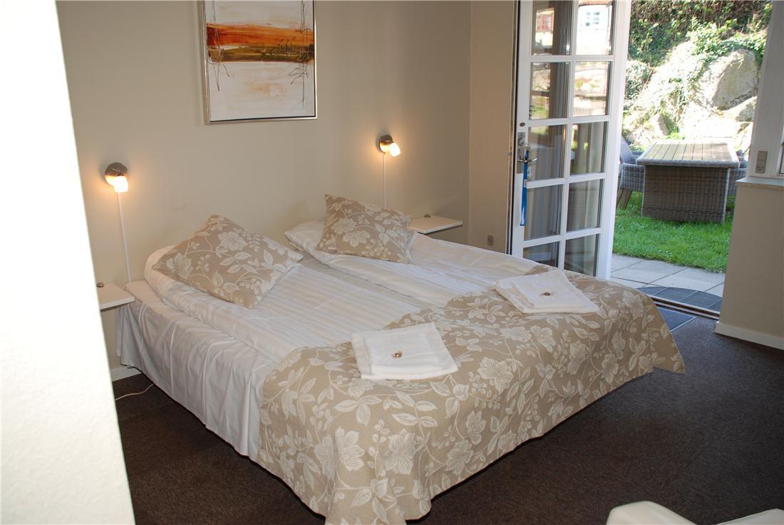 Hotel Allinge Extérieur photo