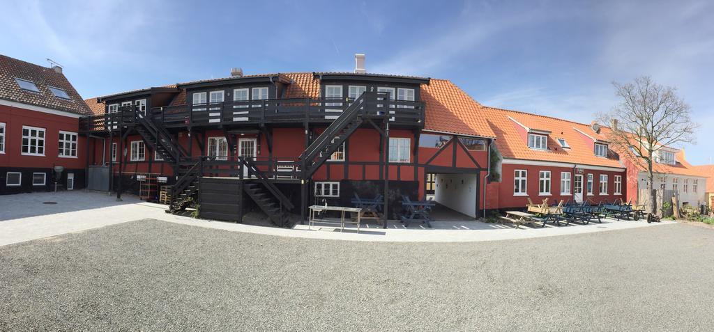 Hotel Allinge Extérieur photo