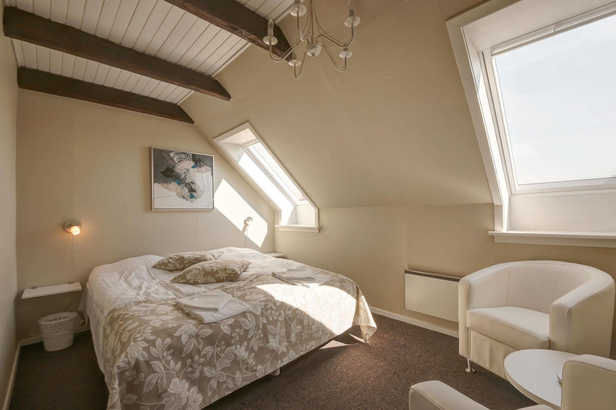 Hotel Allinge Extérieur photo
